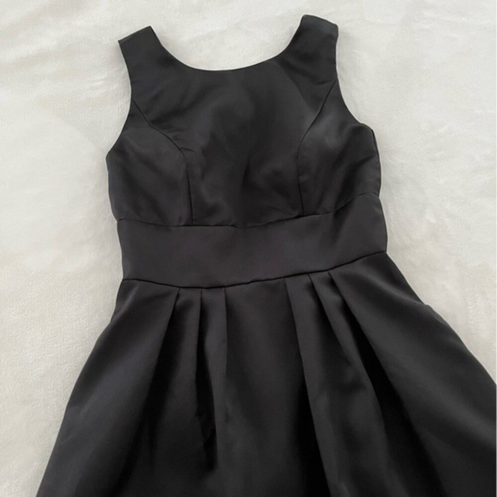 Alfred Sung Black Bridesmaid Cocktail Length Dress Style D660, Size 2 - Picture 7 of 13